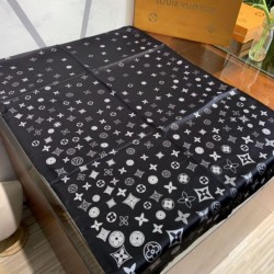 Replica Louis Vuitton Giant Pop Monogram Cashmere Scarf Gay