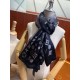 Replica Louis Vuitton Giant Pop Monogram Cashmere Scarf Gay