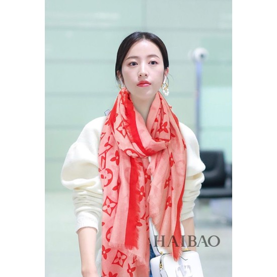 Replica Louis Vuitton Edge Pattern Monogram Cashmere Schawl Pink