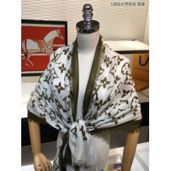 Replica Louis Vuitton Edge Pattern Monogram Cashmere Schawl Beige
