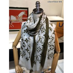 Replica Louis Vuitton Edge Pattern Monogram Cashmere Schawl Beige