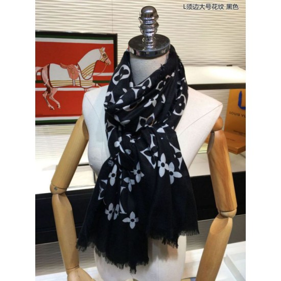 Replica Louis Vuitton Edge Pattern Monogram Cashmere Schawl Black