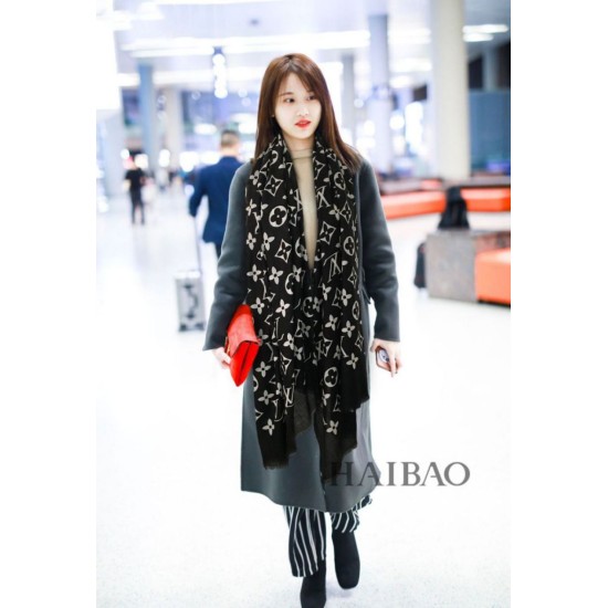 Replica Louis Vuitton Edge Pattern Monogram Cashmere Schawl Black