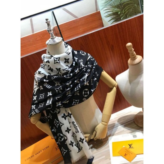 Replica Louis Vuitton Monogram Supreme Cashmere Silk Schawl Black /White