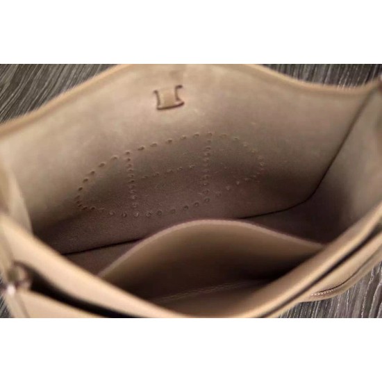 Replica Hermes Grey Evelyne III PM Bag Replica Hermes Grey Evelyne III PM Bag