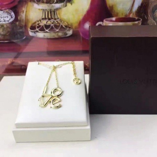 Fake Louis Vuitton Necklace M62843 Replica Replica Louis Vuitton Necklace M62843