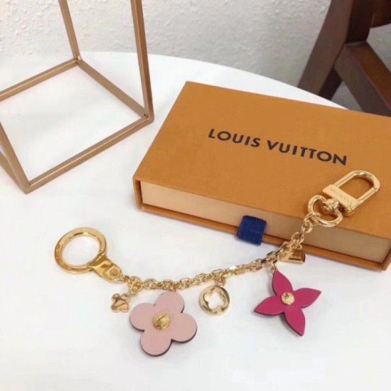 Replica Louis Vuitton Blooming Flowers Chain Bag Charm M67288 Replica Louis Vuitton Blooming Flowers Chain Bag Charm M67288