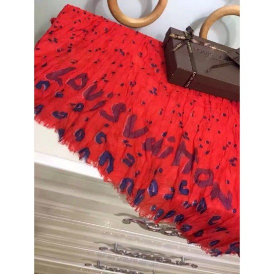 Replica Louis Vuitton Leopard Confettis Stole M70280 Replica Louis Vuitton Leopard Confettis Stole M70280