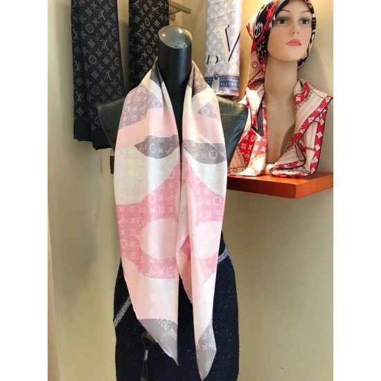 Replica Louis Vuitton Kaleidogram Monogram Shawl M70666 Replica Louis Vuitton Kaleidogram Monogram Shawl M70666