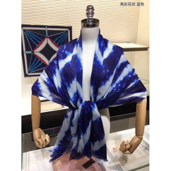 Fake Louis Vuitton Monogram Daylight Stole M70938 Replica Replica Louis Vuitton Monogram Daylight Stole M70938