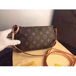 Replica Louis Vuitton  Pochette Accessoires Monogram Canvas M40712