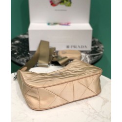 Replica Prada Padded nylon shoulder bag 1BC151 Replica Prada Padded nylon shoulder bag 1BC151
