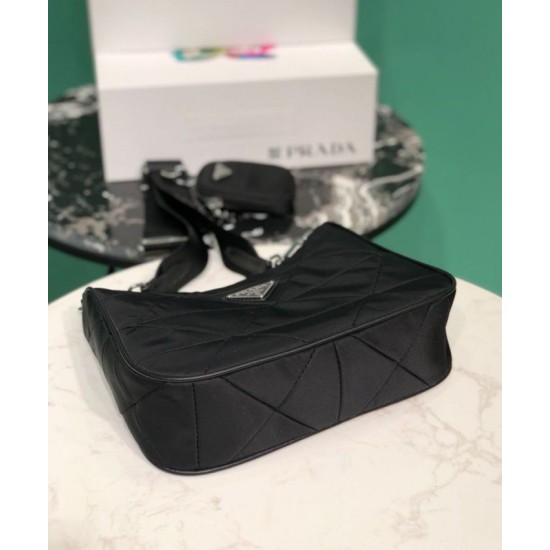 Replica Prada Padded nylon shoulder bag 1BC151 Replica Prada Padded nylon shoulder bag 1BC151