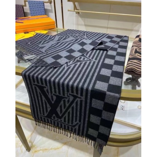 Replica Louis Vuitton LV Graphical Scarf M00497