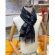Replica Louis Vuitton LV Graphical Scarf M00497