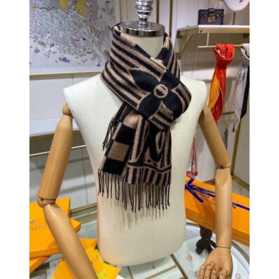 Replica Louis Vuitton LV Graphical Scarf M00498