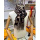 Replica Louis Vuitton LV Graphical Scarf M00498