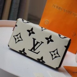 Replica Louis Vuitton LV Crafty Zippy Wallet M69727