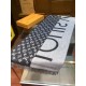 Replica Louis Vuitton Monogram Split Scarf M70924