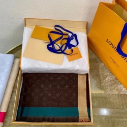 Replica Louis Vuitton On The Edge Monogram Shawl M76465