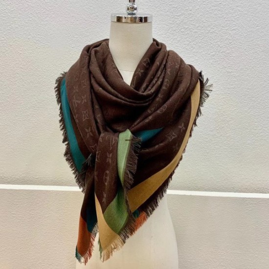 Replica Louis Vuitton On The Edge Monogram Shawl M76465