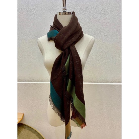Replica Louis Vuitton On The Edge Monogram Shawl M76465