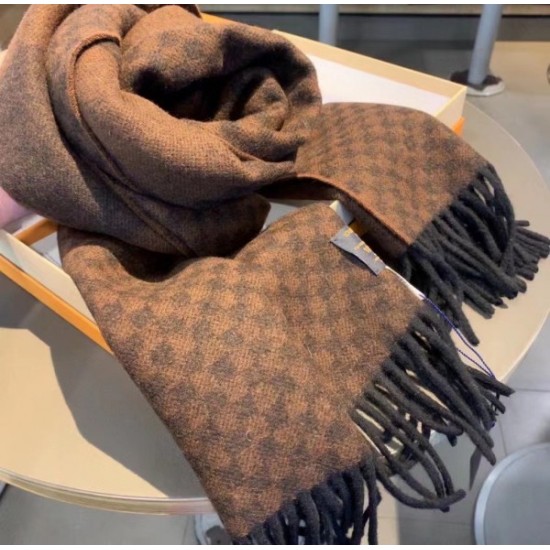 Replica Louis Vuitton Giant Damier Scarf MP2700