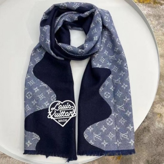Replica Louis Vuitton Monogram Drip Scarf MP3255