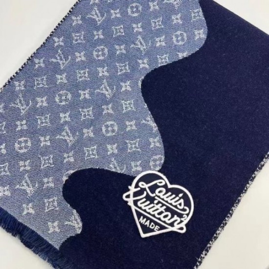 Replica Louis Vuitton Monogram Drip Scarf MP3255