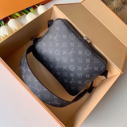 Replica Louis Vuitton Outdoor Messenger Taiga M30233