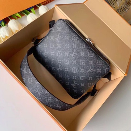 Replica Louis Vuitton Outdoor Messenger Taiga M30233
