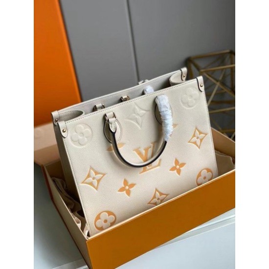 Fake Louis Vuitton OnTheGo MM Bag  By The Pool M45717 Replica