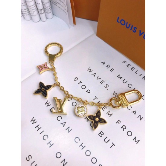 Replica Louis Vuitton Spring Street Chain Bag Charm M68999
