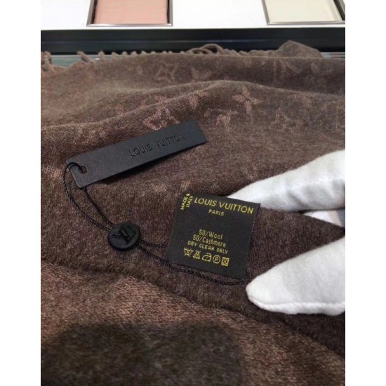 Replica Louis Vuitton Monogram Gradient Scarf M70258