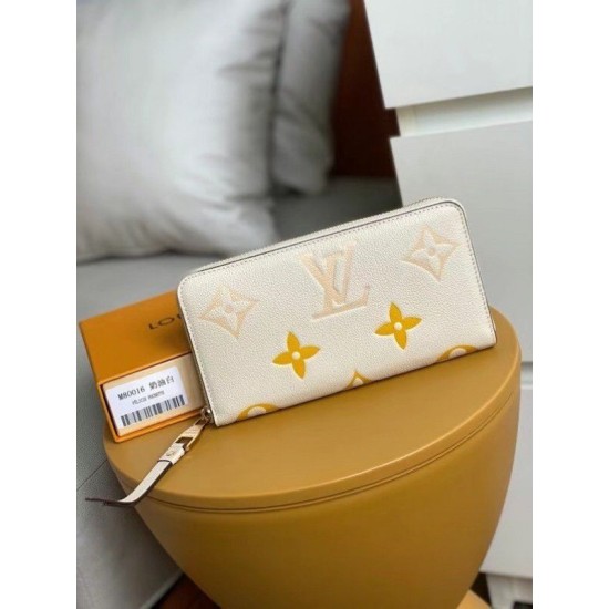 Replica Louis Vuitton Zippy Wallet By The Pool M80402