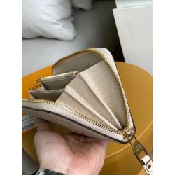 Replica Louis Vuitton Zippy Wallet By The Pool M80402