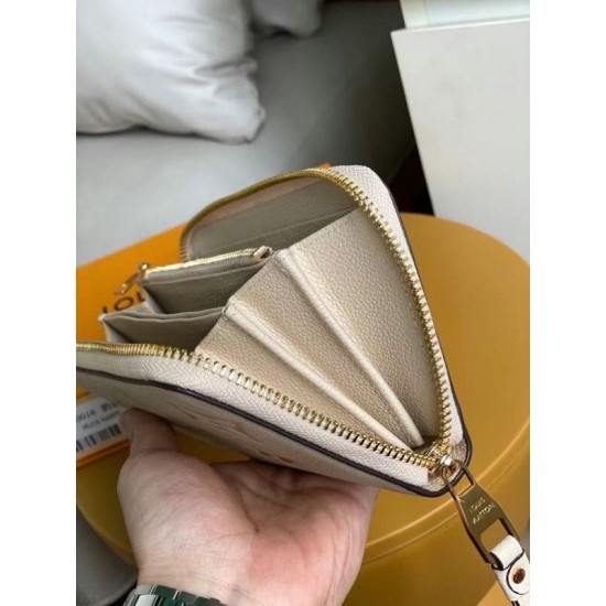 Replica Louis Vuitton Zippy Wallet By The Pool M80402