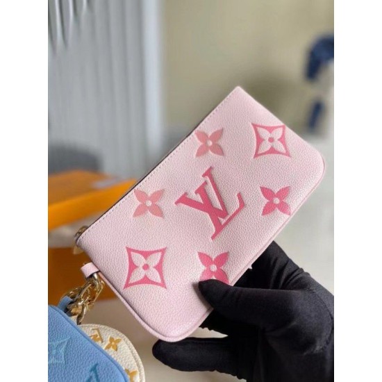 Replica Louis Vuitton Trio Pouch By The Pool M80407