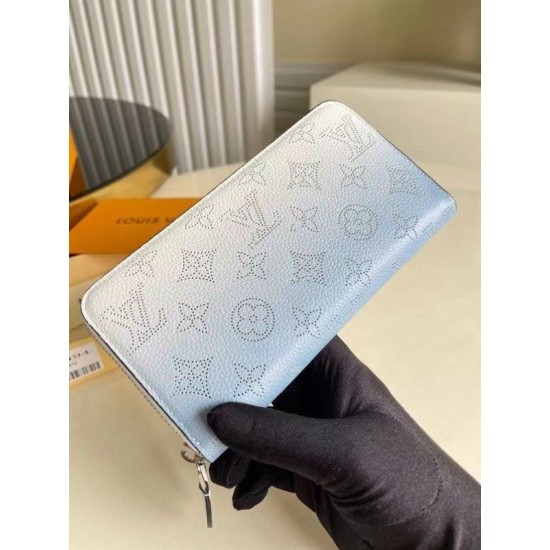 Replica Louis Vuitton Zippy Wallet Gradient Blue Mahina M80494