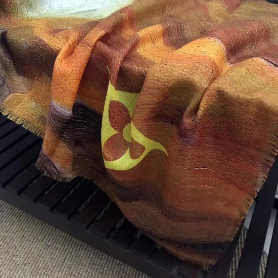Replica Louis Vuitton Monogram Shawl Light M70611 Replica Louis Vuitton Monogram Shawl Light M70611