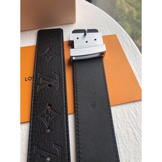 Replica Louis Vuitton Pyramide 40mm Belt M0032T