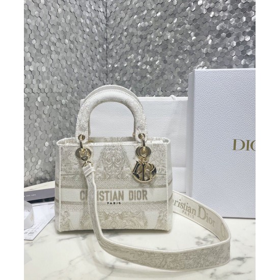 Replica Christian Dior Medium Lady D-Lite Bag Golden Replica Christian Dior Medium Lady D-Lite Bag Golden