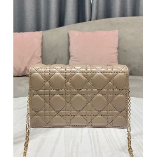 Fake Christian Dior Lady Dior Chain Pouch Apricot Replica Fake Christian Dior Lady Dior Chain Pouch Apricot Replica