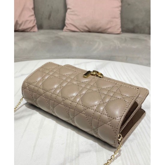 Fake Christian Dior Lady Dior Chain Pouch Apricot Replica Fake Christian Dior Lady Dior Chain Pouch Apricot Replica