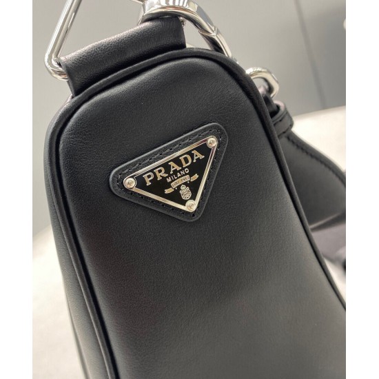 Replica Prada Leather Triangle shoulder bag 1BH190 Black Replica Prada Leather Triangle shoulder bag 1BH190 Black