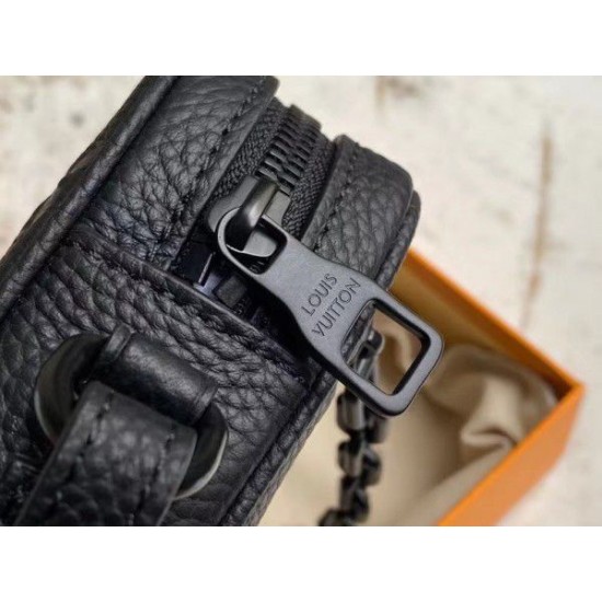 Replica Louis Vuitton Pochette Volga Taurillon Monogram M55703