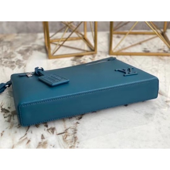 Replica Louis Vuitton Pochette iPad In Aerogram Leather M81029