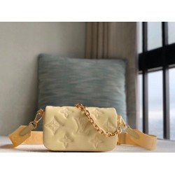 Replica Louis Vuitton Wallet on Strap Bubblegram M81400