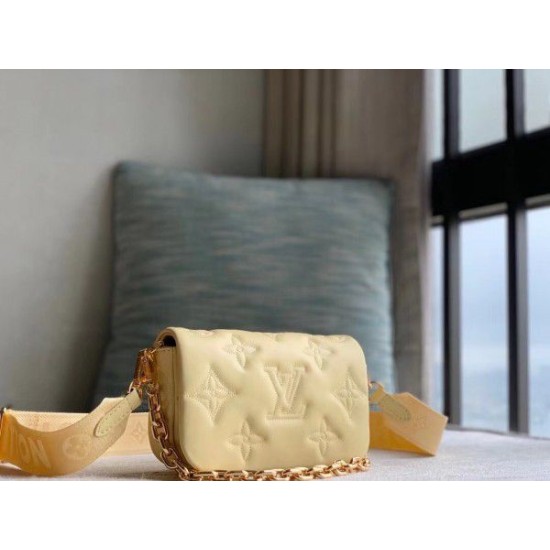 Replica Louis Vuitton Wallet on Strap Bubblegram M81400