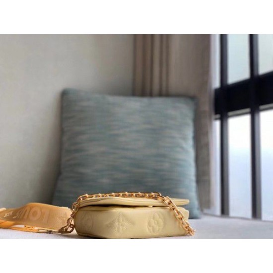 Replica Louis Vuitton Wallet on Strap Bubblegram M81400